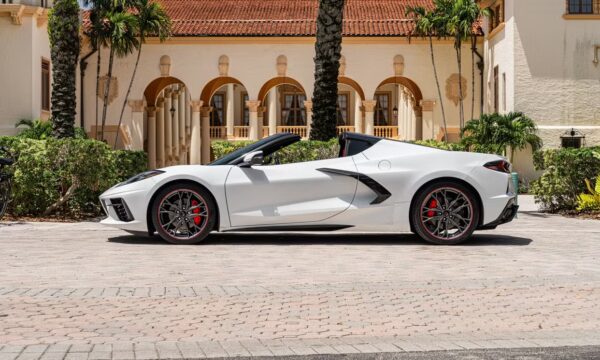Chevrolet Corvette 2023 - Image 5