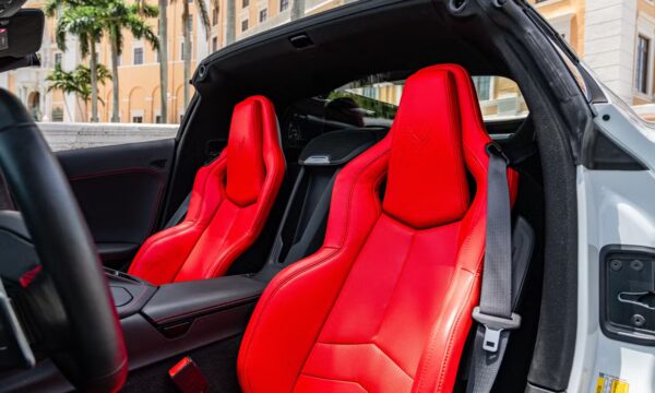 Chevrolet Corvette 2023 - Image 4