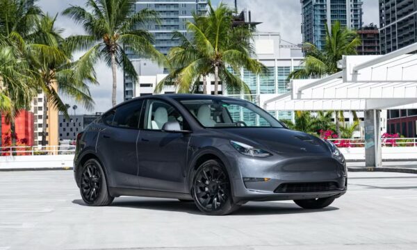 Tesla Model Y 2023