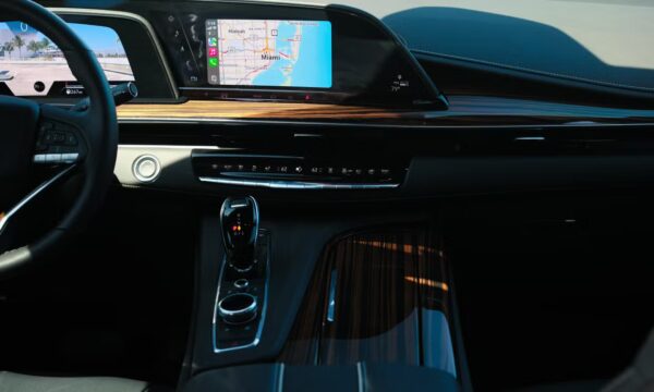 Cadillac Escalade 2023 - Image 8