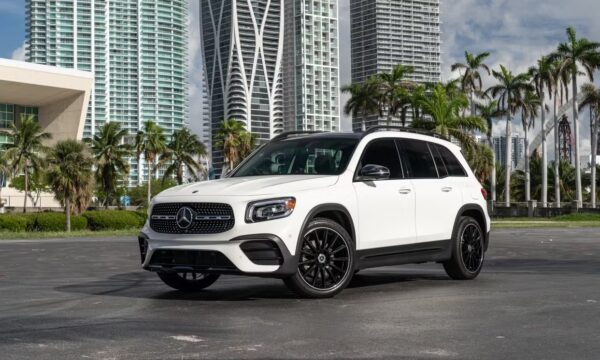 Mercedes-Benz GLB-Class 2023